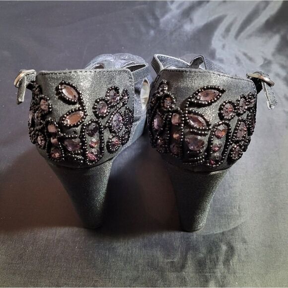 SBICCA WOMEN"S STYLE WEDGE SHOES - Picture 5 of 16